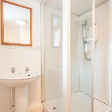 펜션 8 Bed In Cumbria Oc-sz373