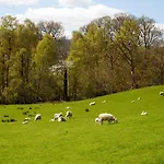 8 Bed In Cumbria Oc-Sz373 Casa de Férias