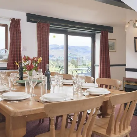 8 Bed In Sz373 Applethwaite